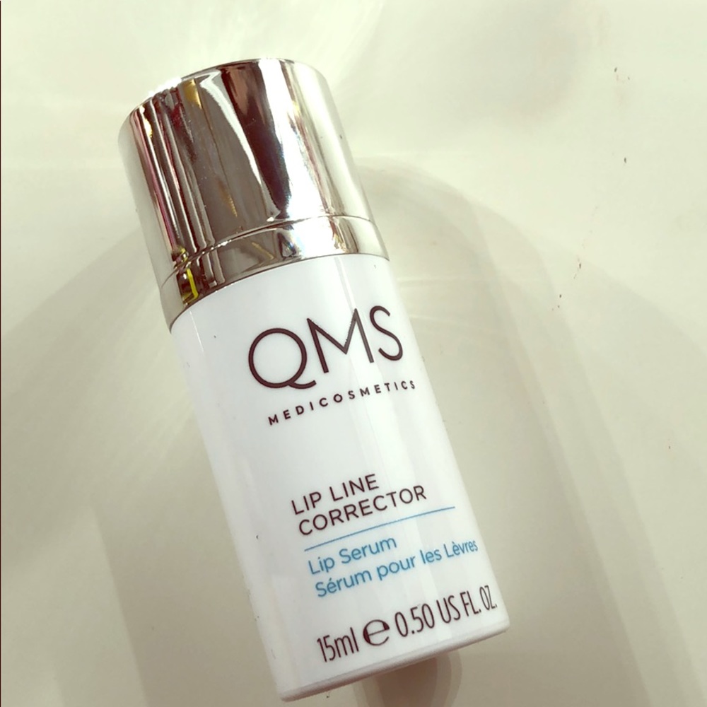 QMS LIP LINE CORRECTOR
